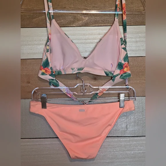 Roxy Bikini Set Top L/Bottom S - Picture 2 of 5